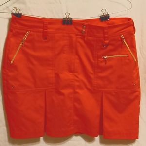 Ladies skort. New without tags